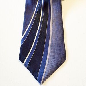 J Ferrar 100% Silk Tie Blue Abstract Stripe Necktie Mens Business Formal